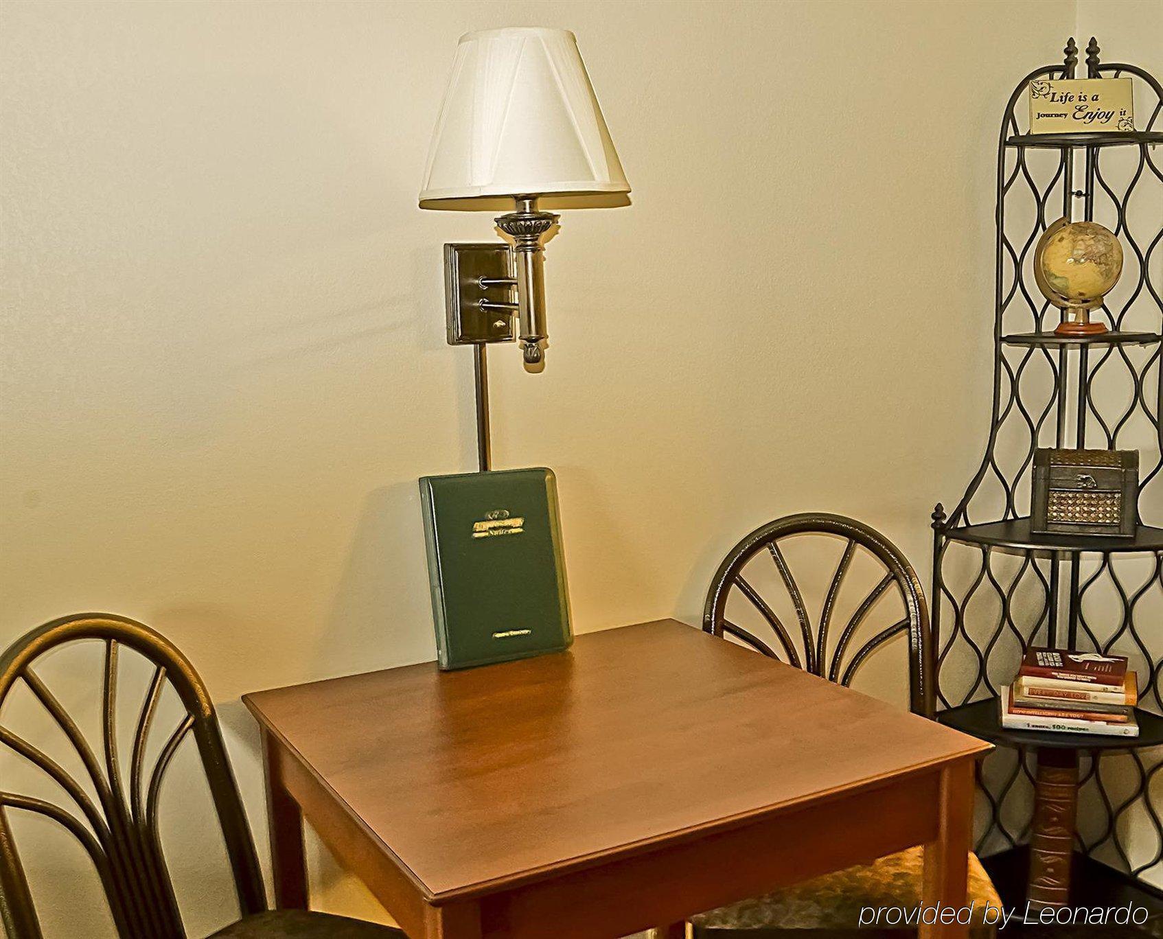 Expressway Suites Fargo Quarto foto